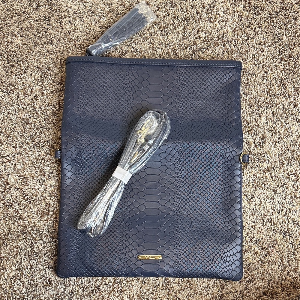 GiGi New York Clutch
